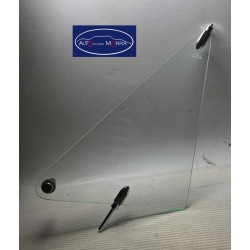Vetro deflettore dx Fiat...